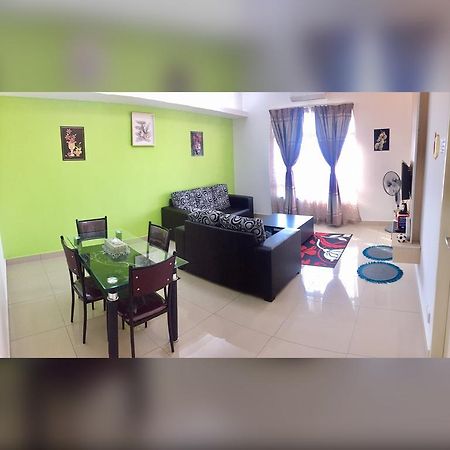 Apartment Wakaf Che Yeh Кота-Бару Екстер'єр фото
